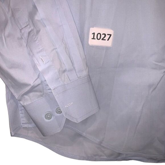 BUNDLE BUTTON DOWNS• 2/$40or3/$60 - Red Level Nine,Front Pockets, XL, Pale Blue - Picture 4 of 8